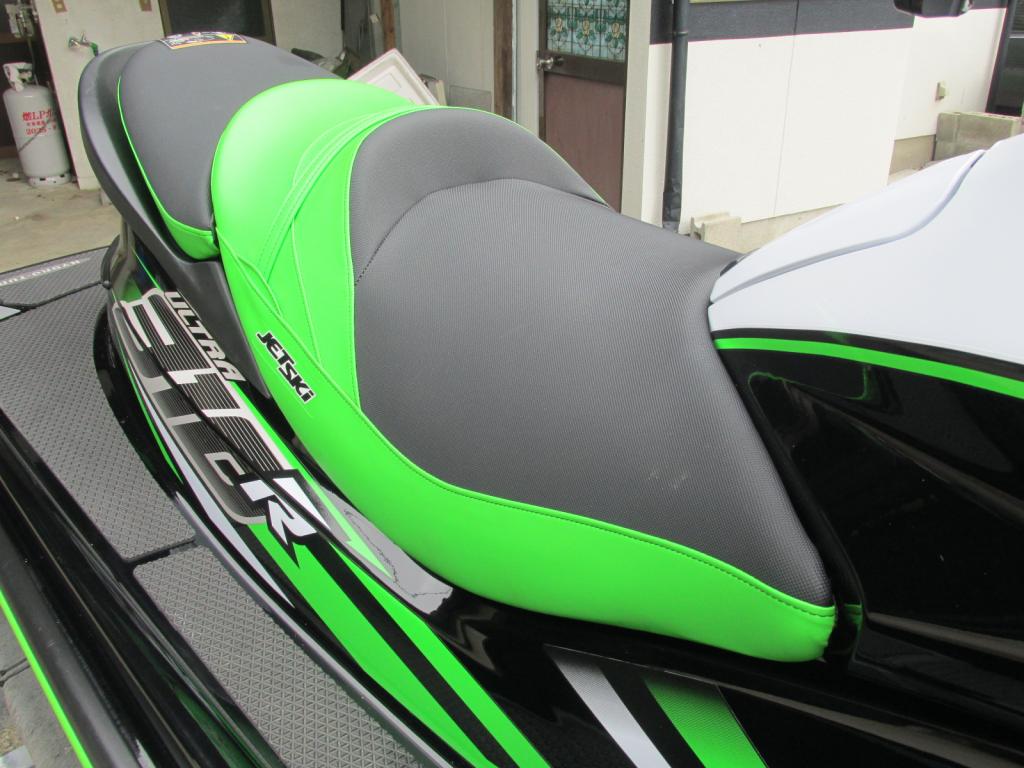 カワサキ ウルトラ310R (JTT50N) | 中古船ソーマッチ