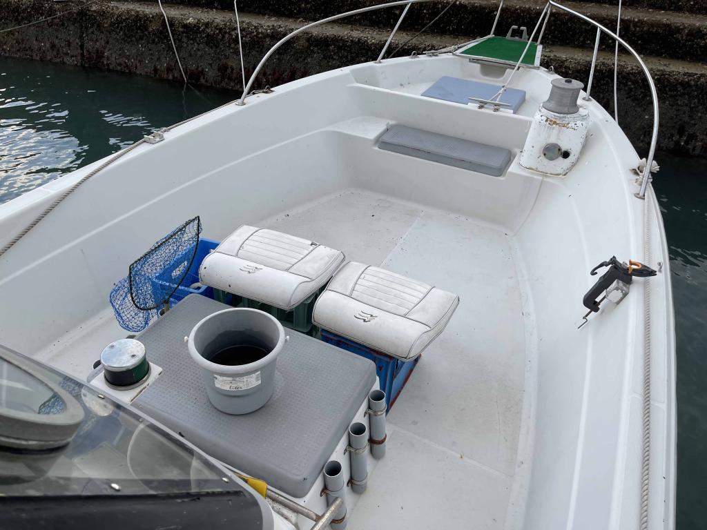 新品魚探付き★アキプラ　PW700TK　21フィート　機関良好 アキプラ PW700TK | 中古船ソーマッチ