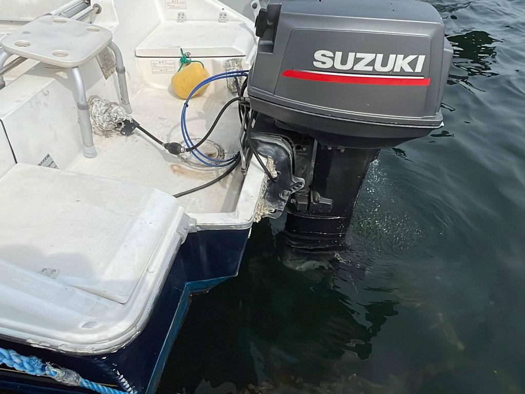 スズキ GF18 2ストヤマハ船外機40馬力 ボートトレーラー付き