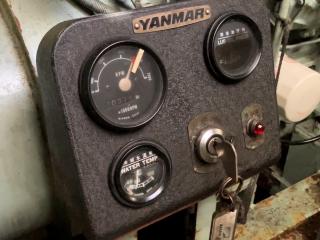 ASIAN CRAFT(CEB)INC 旅客定員72名19トン客船フェリー