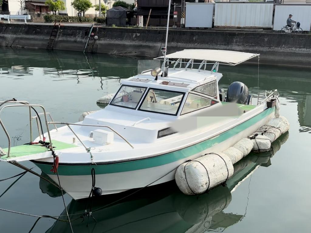 YAMAHA　FISH-24　オーニング付　２スト１１５PS１０人乗り売り切り入門艇に如何でしょうか Yamaha FISH24. This boat is lovingly built by the designer owner