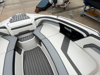 ヤマハ 242X E-SERIES