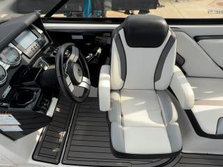 ヤマハ 242X E-SERIES