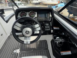 ヤマハ 242X E-SERIES