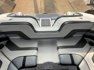 ヤマハ 242X E-SERIES