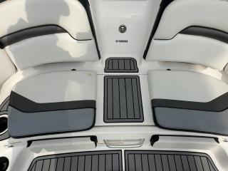 ヤマハ 242X E-SERIES