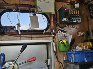  台船(78トン)と押船のセット