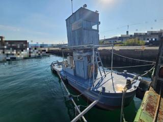  台船(78トン)と押船のセット