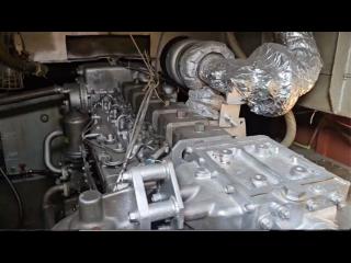  台船(78トン)と押船のセット