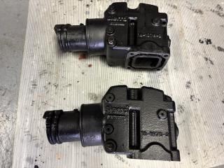 マーキュリー エキゾーストマニホールドとエルボー