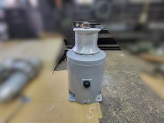 アンカーロ－ラー岩崎電気工業 T1B.24V.750W.