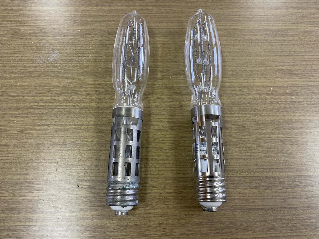 FUJI 200V-3000W集魚灯2本セット | 中古船ソーマッチ