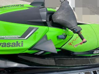 カワサキ ウルトラ300X (JTT50H)