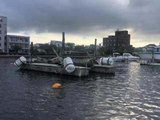  浮き船台 