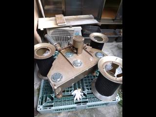 森山製作所 油圧式三段ネットローラー