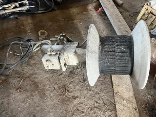 岩崎電気工業 ヤングホーラー24V 500W